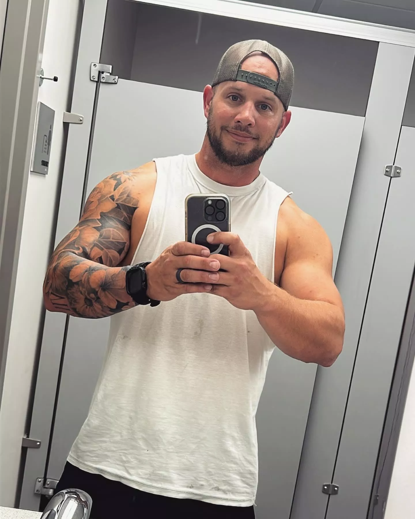 Saturday morning workout posted by hoosierdaddy6802