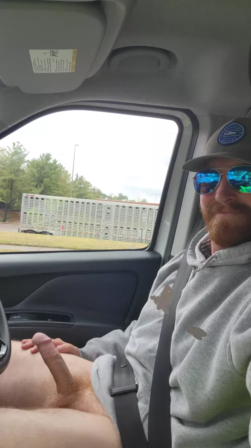 Think I'll walk up to the customer like this and hope for the best 😅 by GalacticNudes