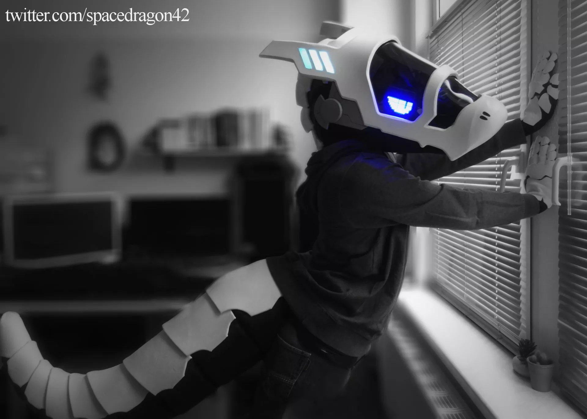 Unamused Synth. posted by spacedragon42