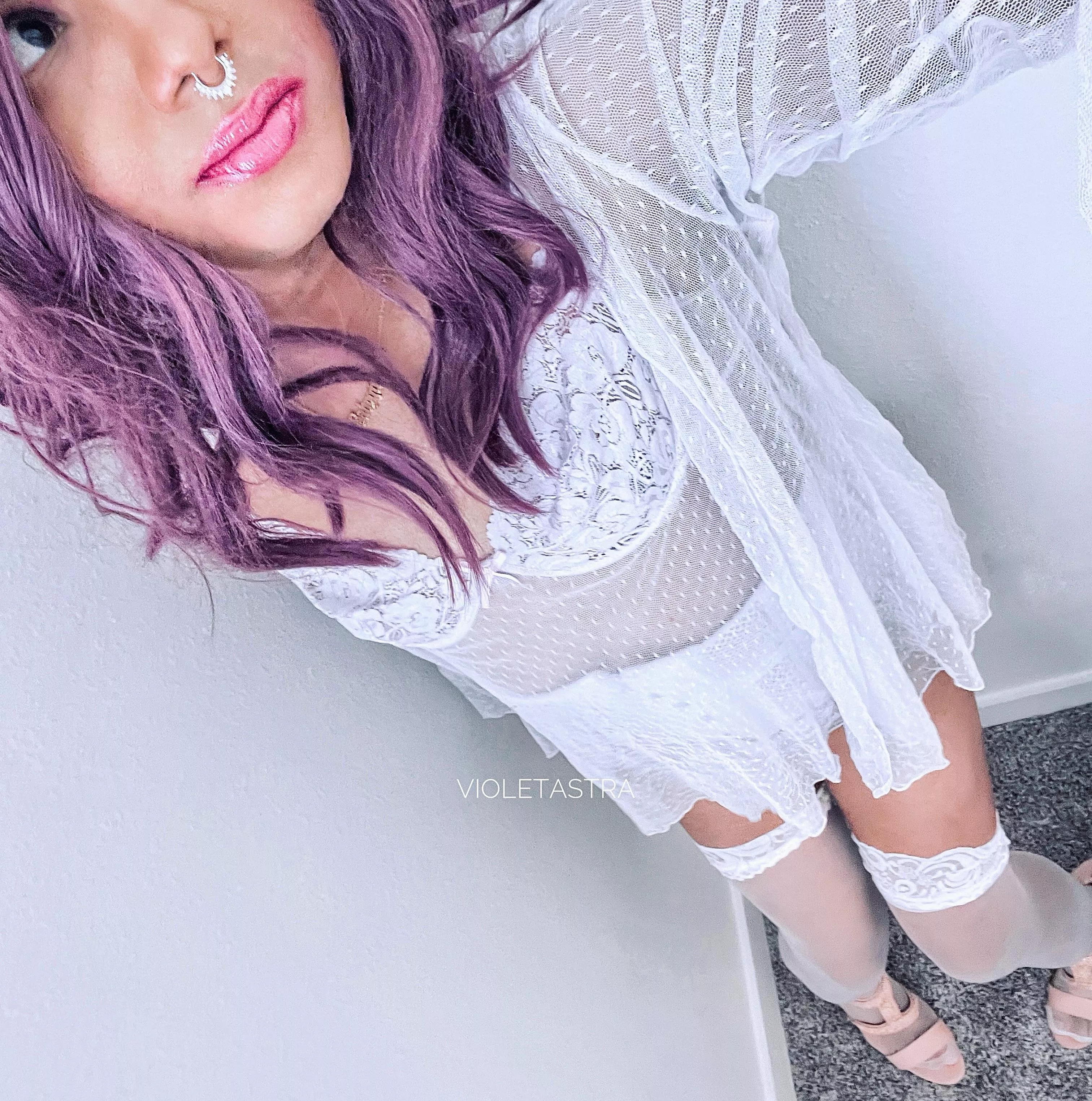 Your 5’4” friend dolled as a weekend wifey 💕 posted by violetastra