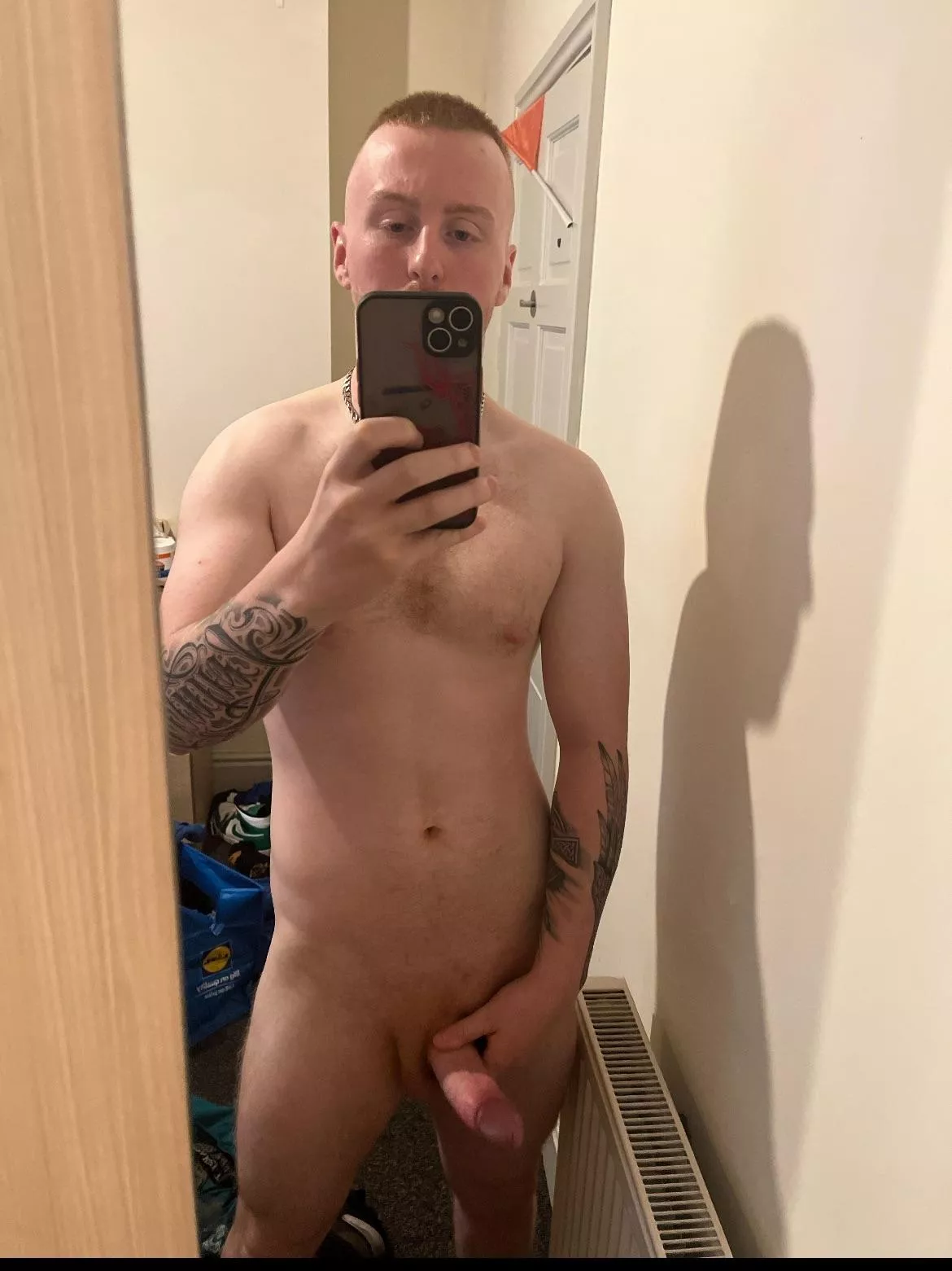 21 uk, who wants to take a seat ? posted by CreativeAwareness114