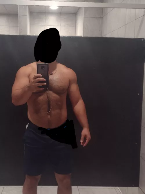 34 man in Philadelphia by pornkhal