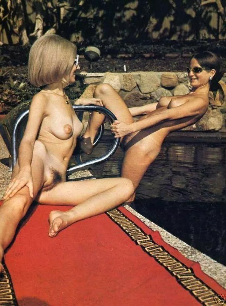 Beverly Walker and Alice Friedland, 1969 posted by sussoutthemoon