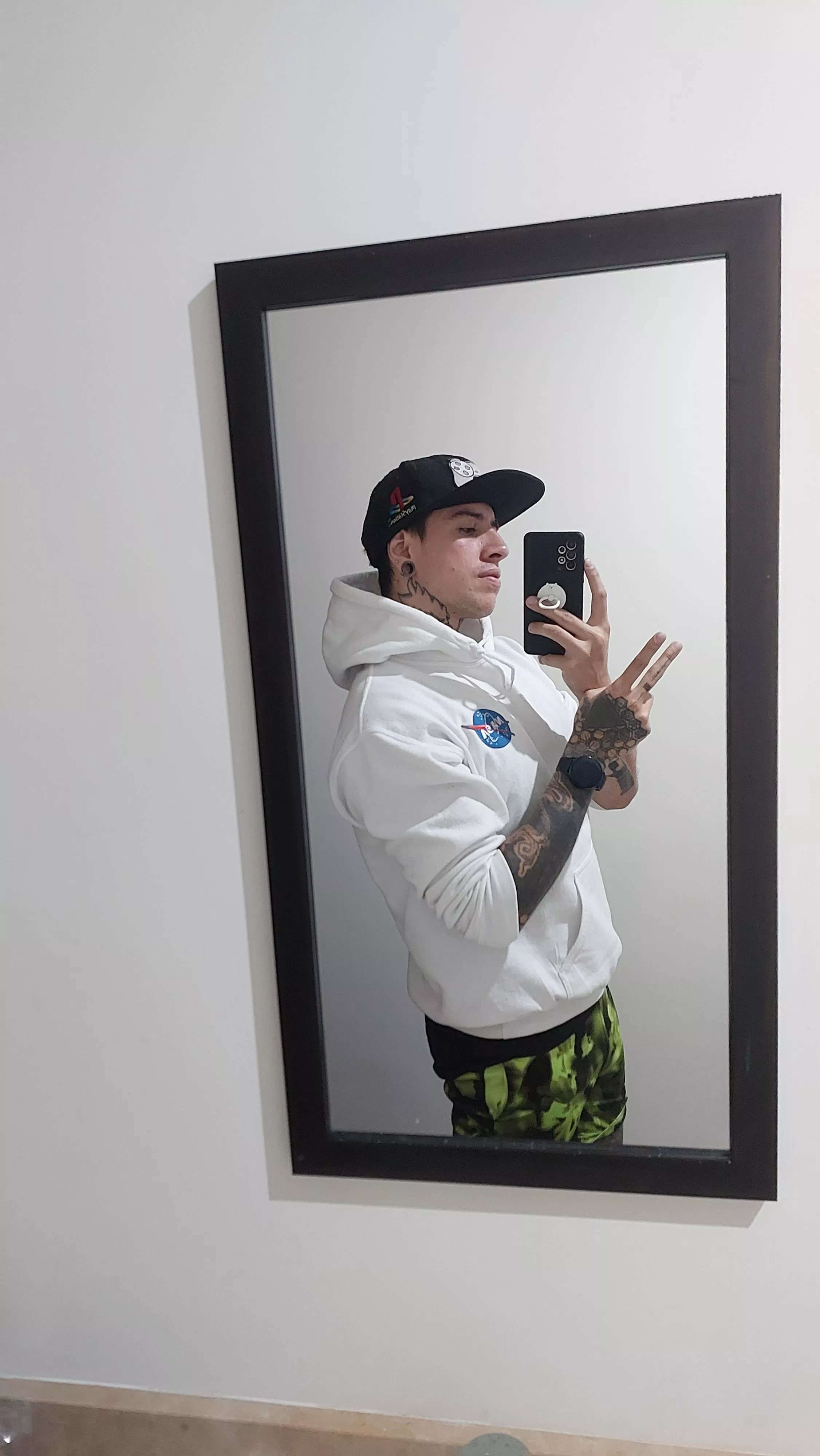 Cold midnight posted by riccimorx