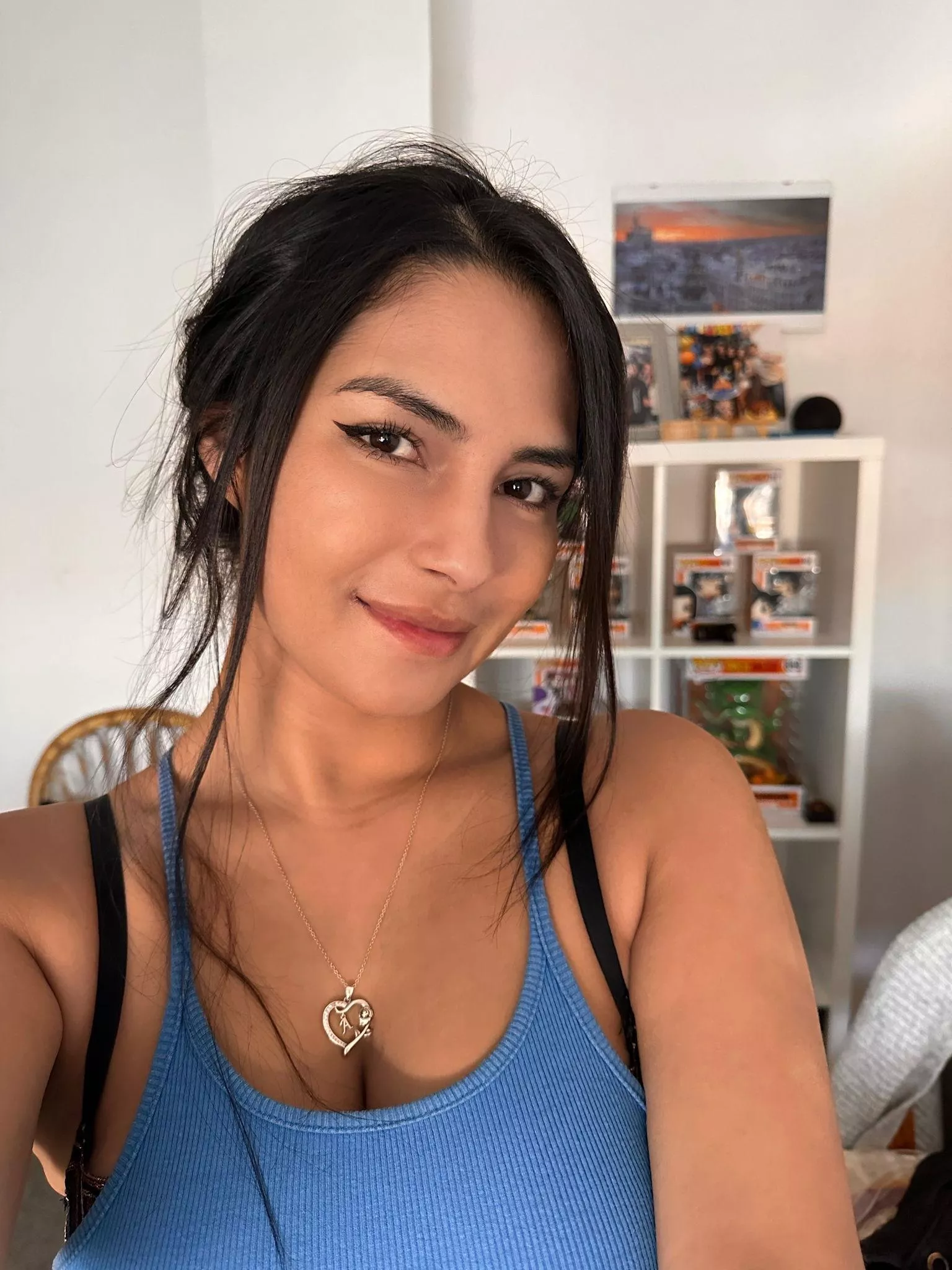 Cute IUTR posted by Annie-Guzman