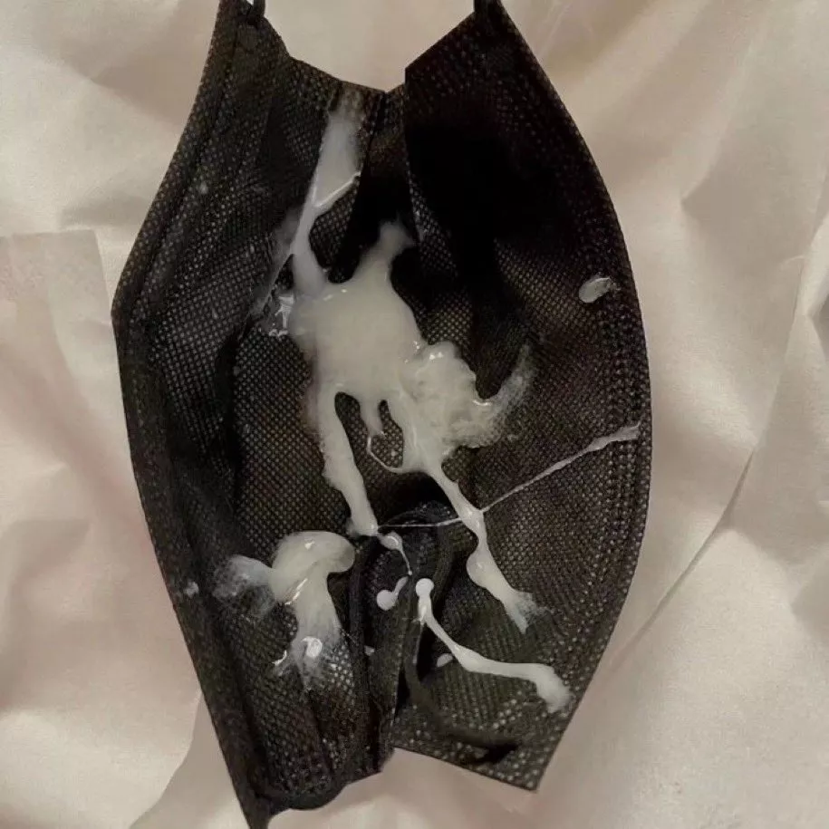 Daddies made me wear this mask for an hour in public while it was dripping on my top🤭 posted by DelhiSissySlut