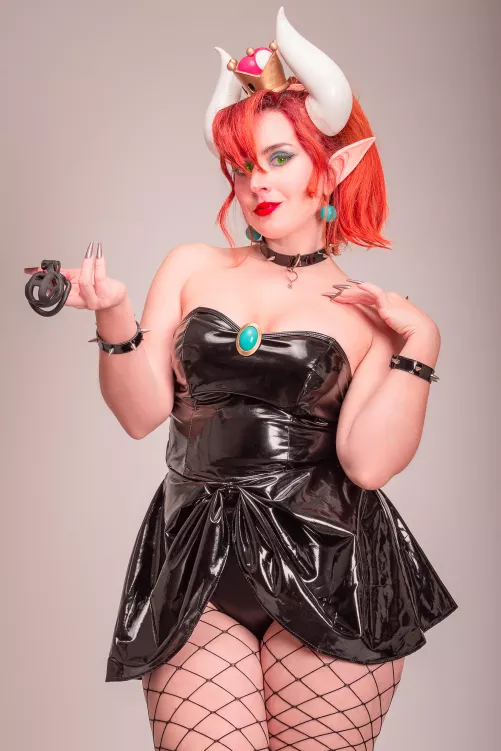 First I'm going to lock you up and then I'll tease you till it gets REALLY cramped! Deal? by MaiaRedhood