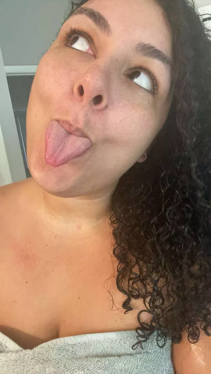 Good morning 💋 posted by SweetEbony23