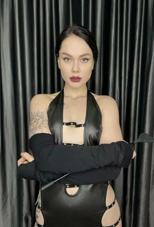 I'm waiting for you to come to my games by Endurable_Height_