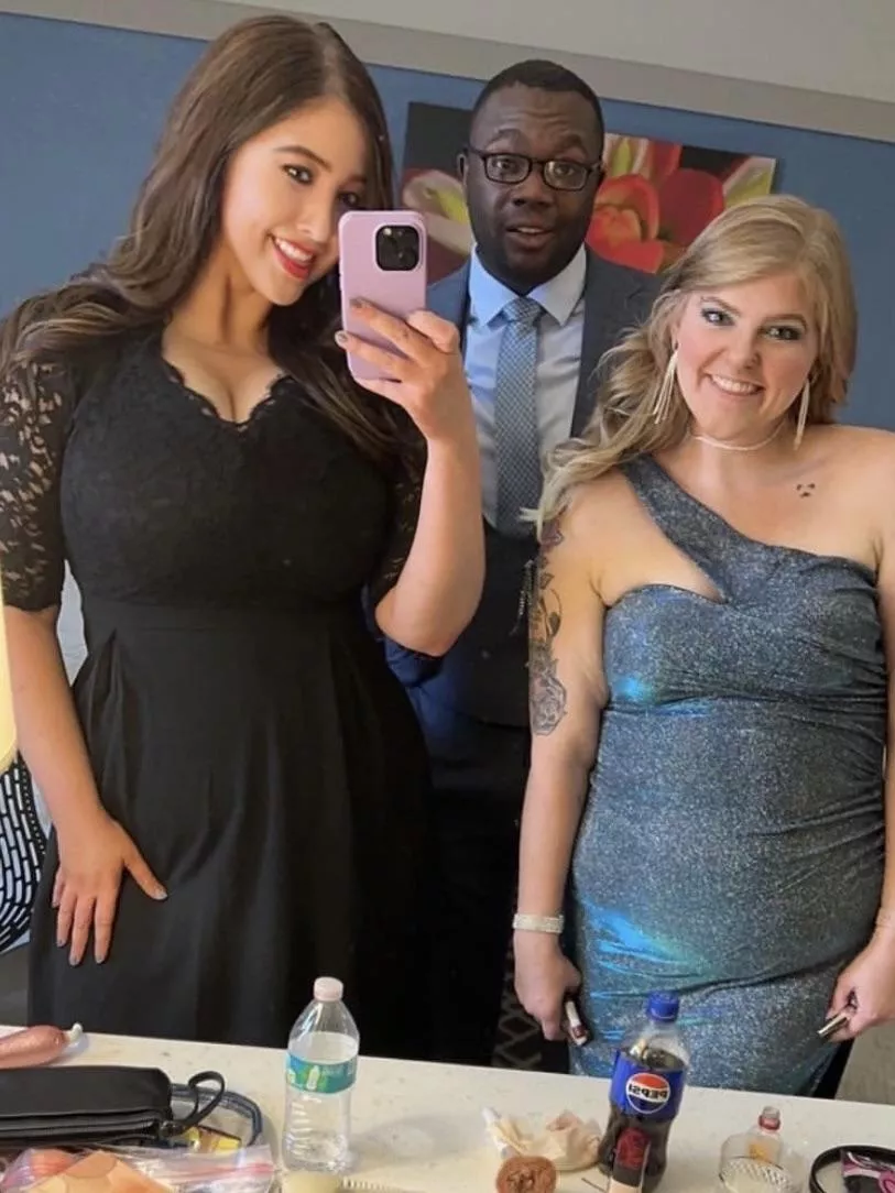 It’s obvious which he prefers posted by DroolingWide