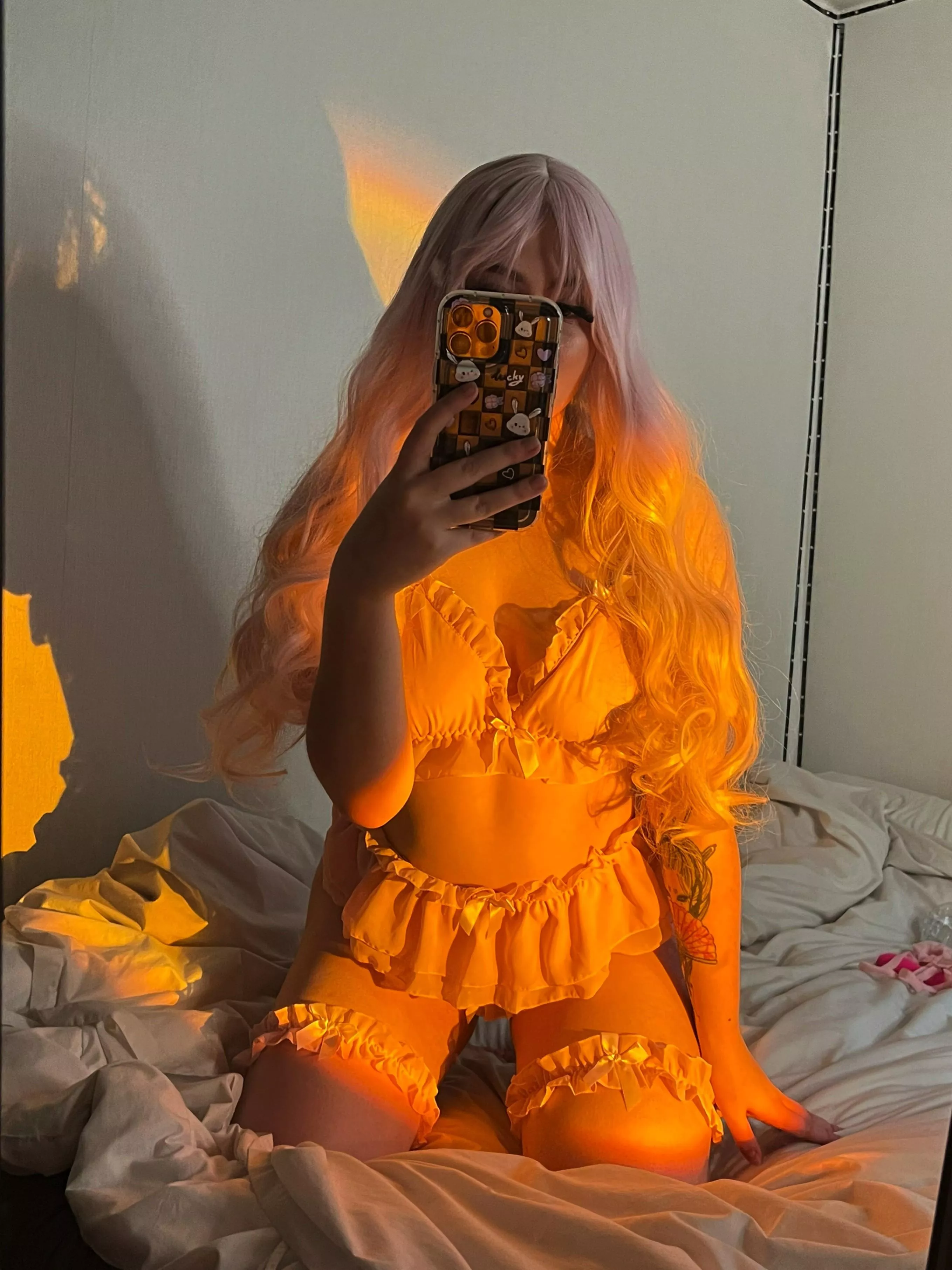 Join me in a journey of pure ecstasy and desire. posted by Mateddinghy