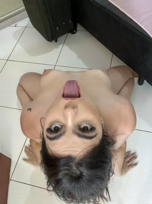 just patiently waiting for load by FancyTracy