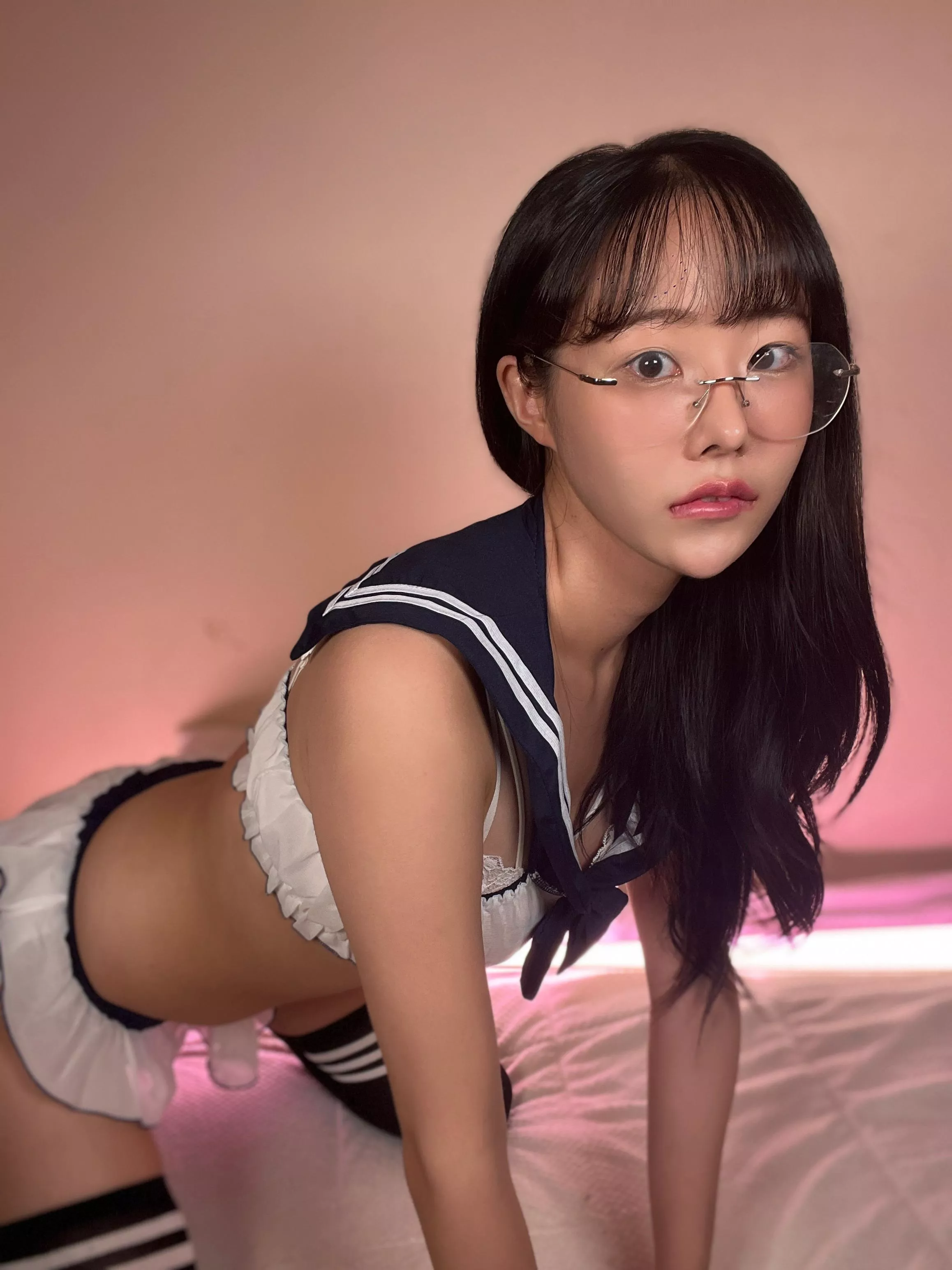 Nerds can be sexy too, right posted by Amelie_QA