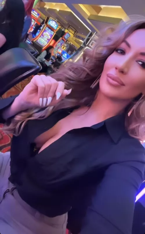 Richelle Ryan by Odins_Eye33