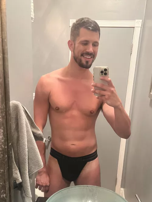 Soft here. Who wants to see my bulge in its full form? by DashQuemaXL