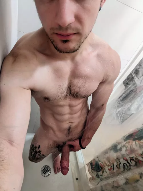 Who doesn't love cumming in the shower? 🤤 by TheTWMan2