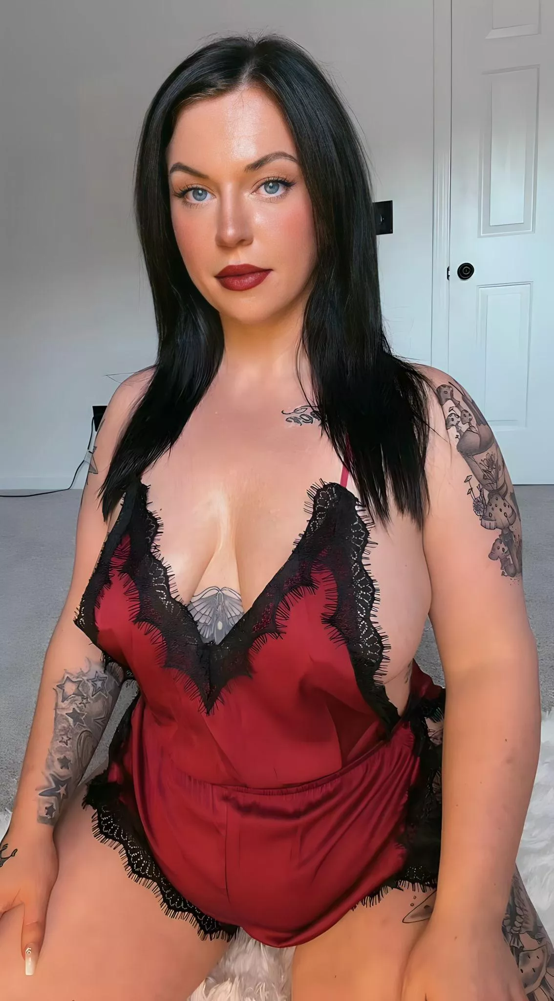 Who’s humping me tonight? posted by ravenlynnx