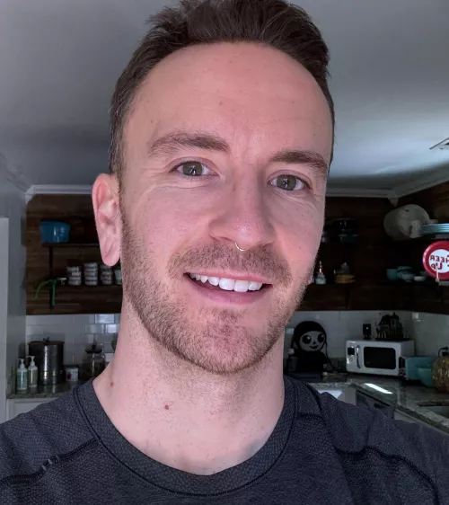 Your bro got contactsssss (don’t mind the hat hair/huge forehead) by ohitsjustsean