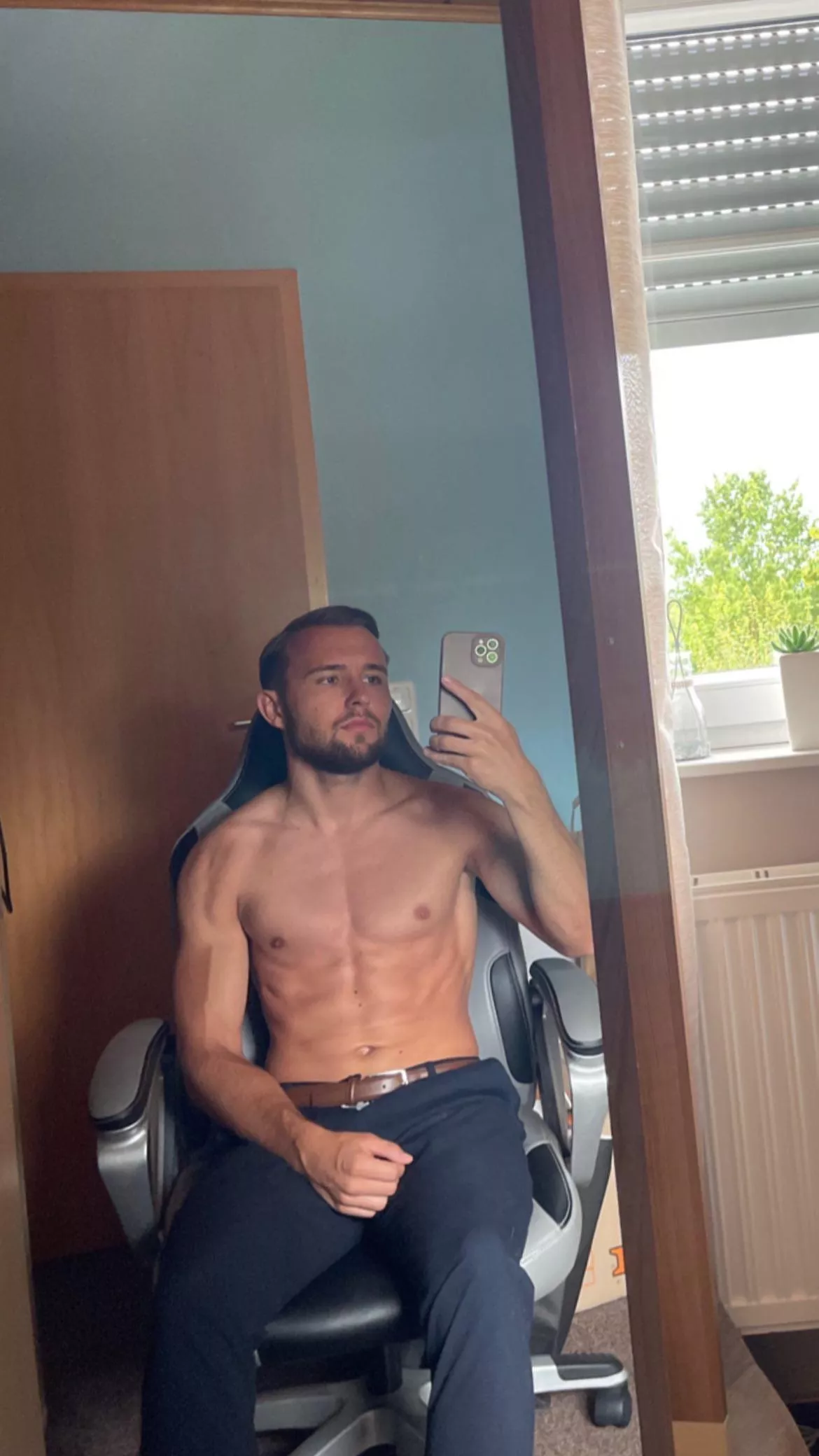 2 vs posted by Moonshotsbenny67