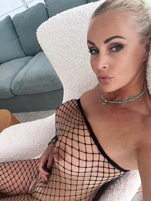 57 y/o, fuck yes or no? by HelplesslyLighs