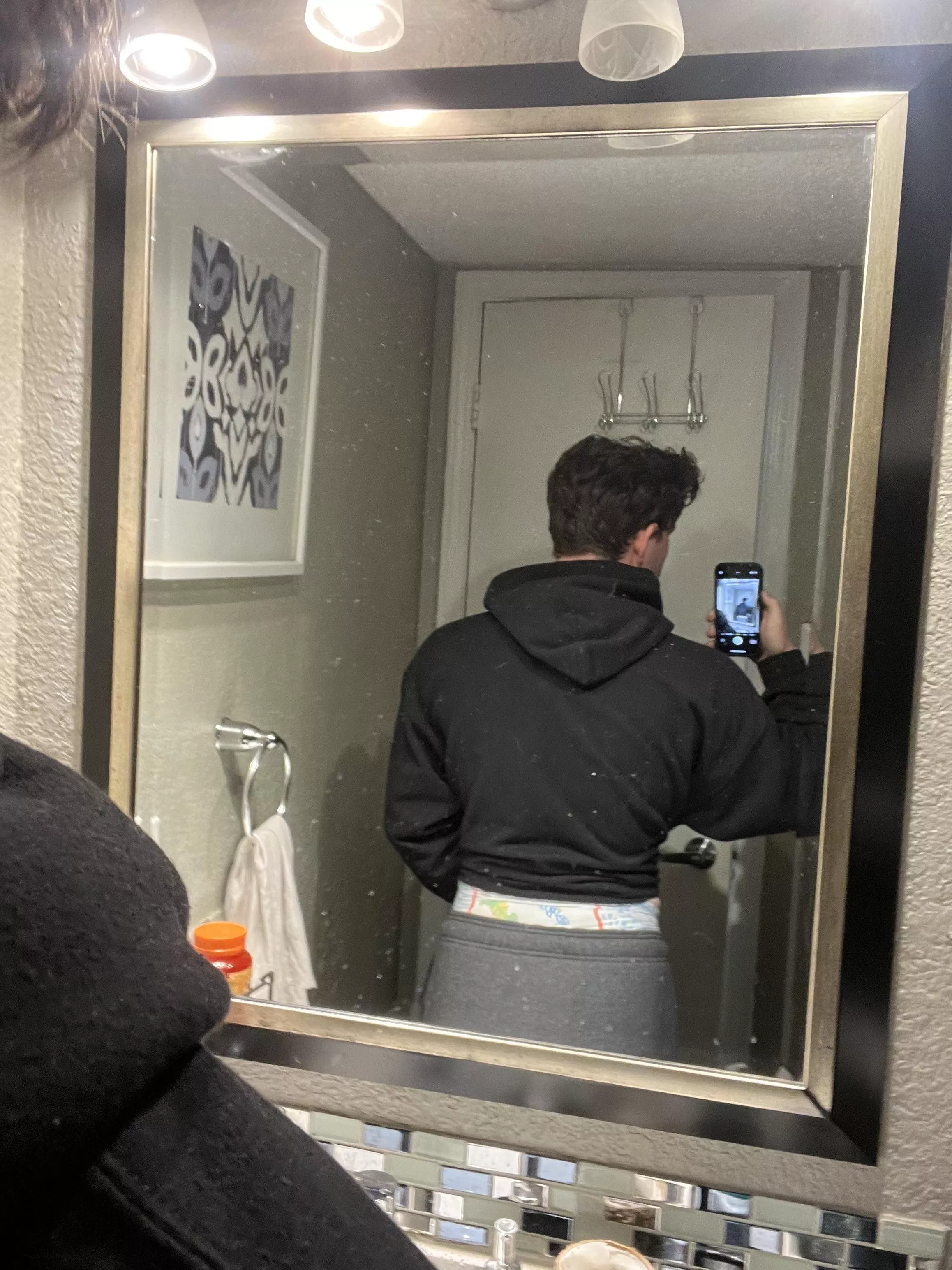 Do you think anyone will notice? 🤭 posted by DippedUpStrosFan