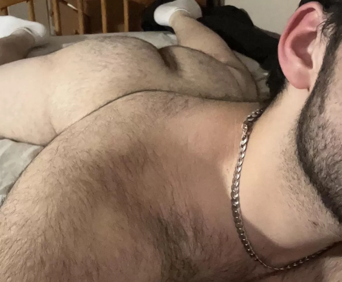 Fuzzy peaches 🍑 posted by Strong_Door_3239