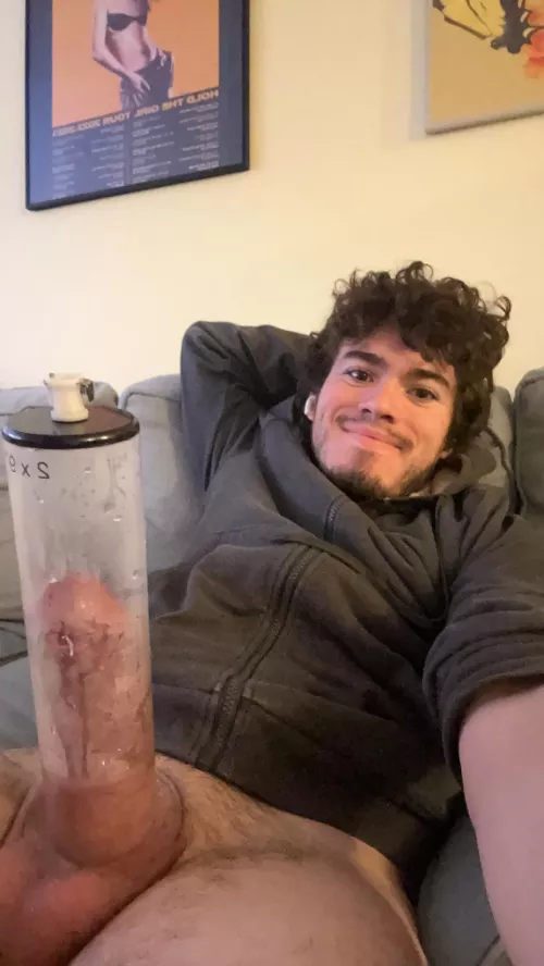 Having a nice lazy Sunday by SnooHobbies9523