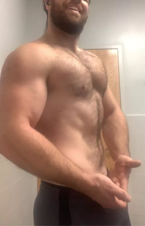 Hey there, I’m shy so you have to say hi first by bertius_maximus