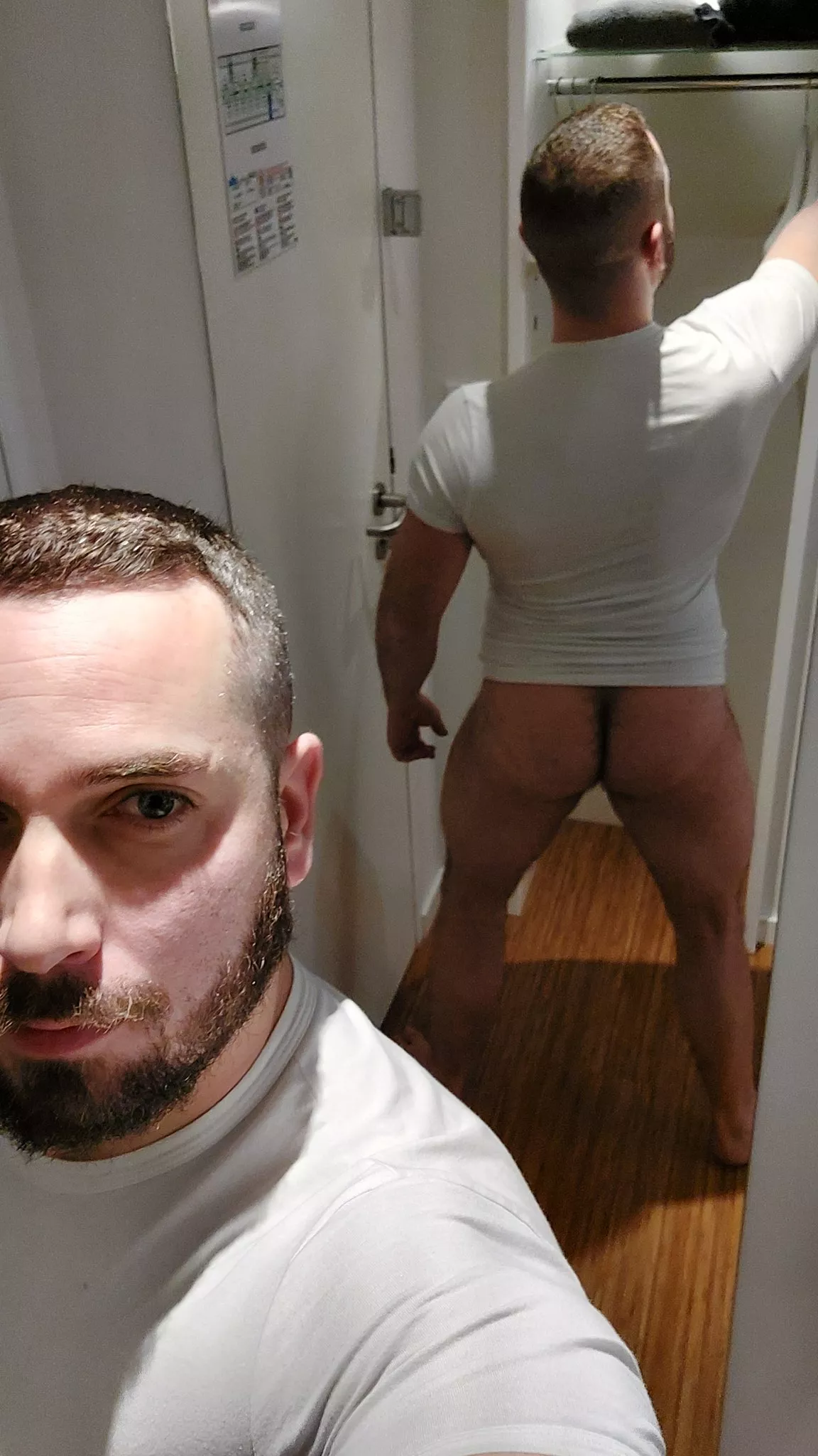 Hi guys.... like my ass posted by BarrattC85