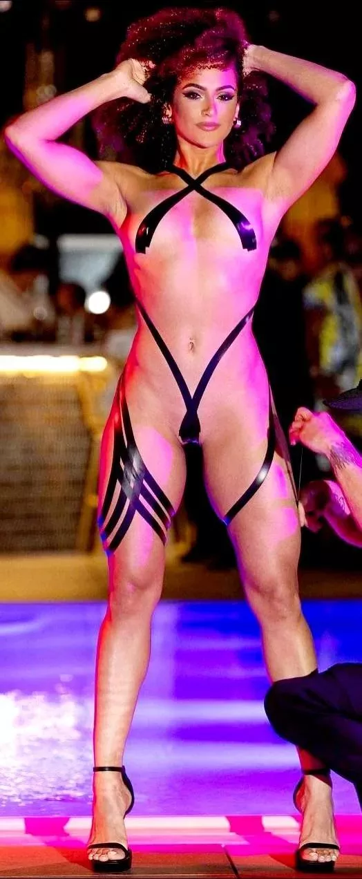 Hiding just enough posted by pmmeyournudes247