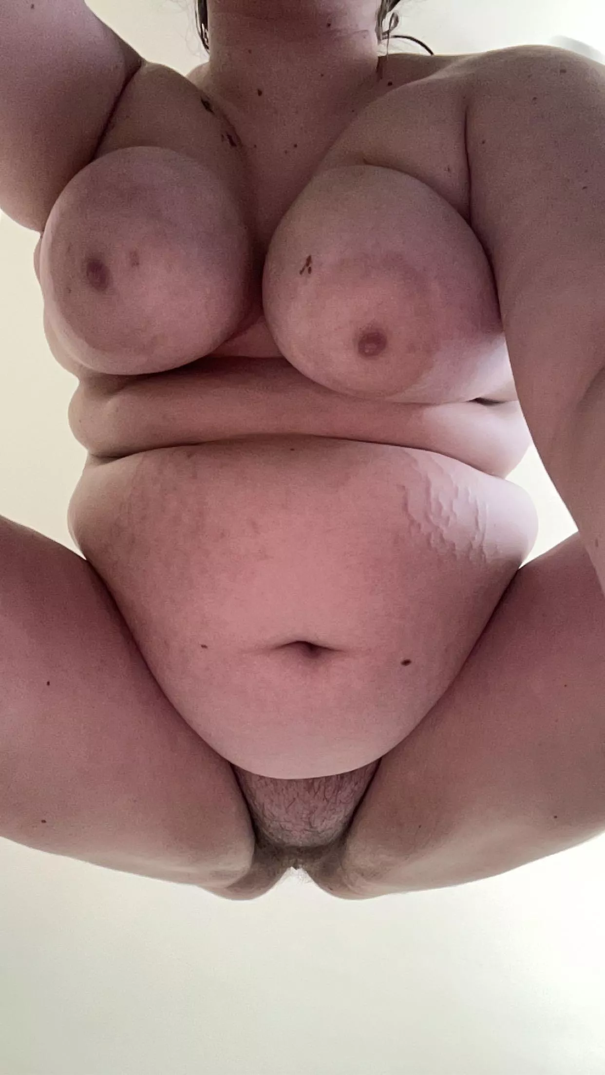 It turns me on so much knowing guys are jerking off to me 🥰🥰 posted by Both-Pomegranate-670