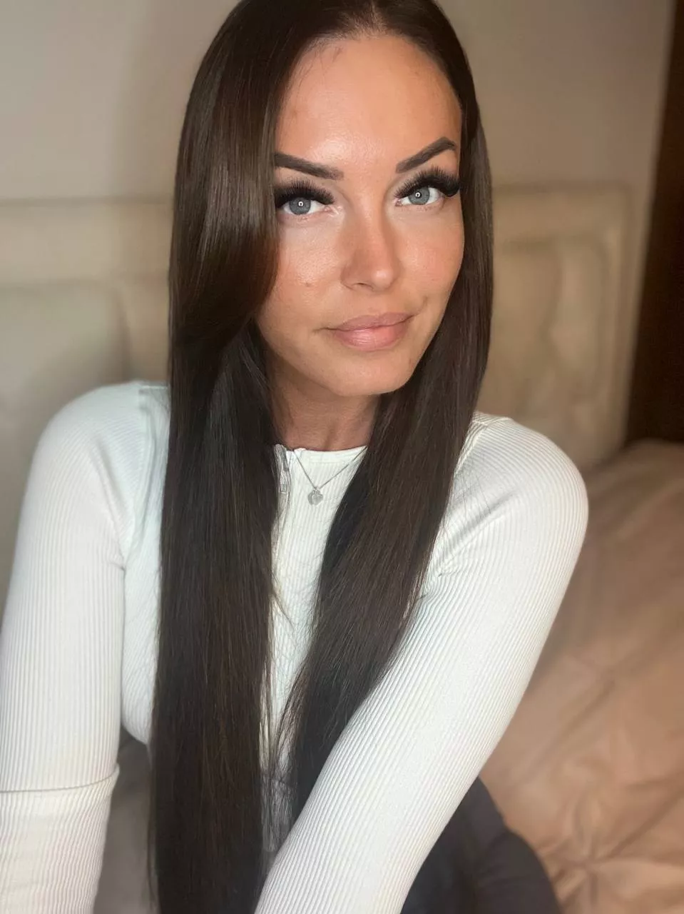 IUTR 30F posted by ueitfxasa