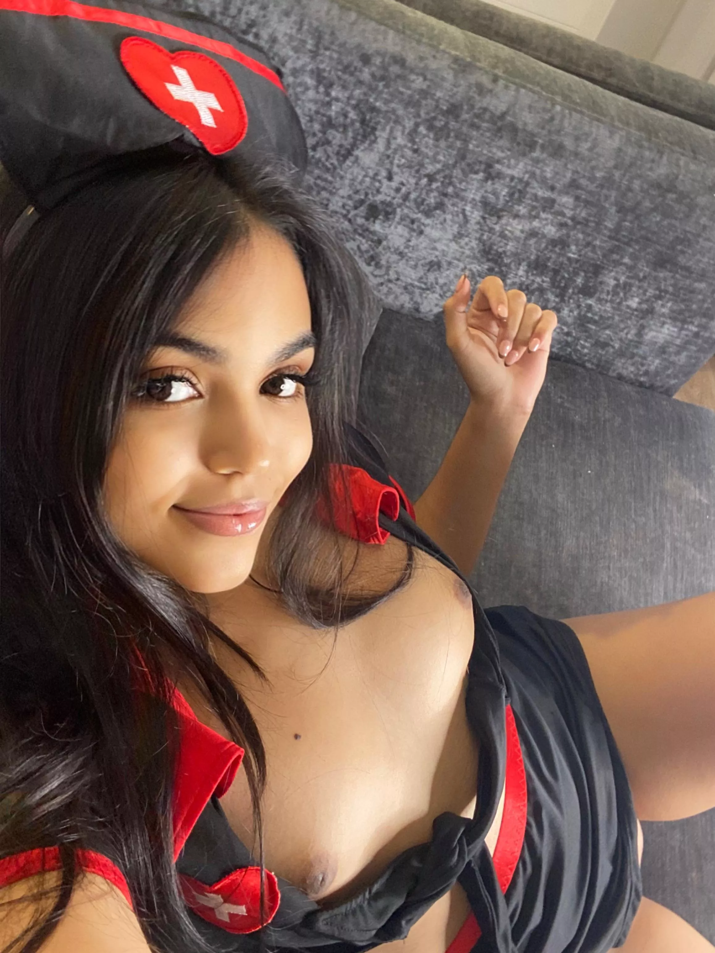 Just laying on the couch posted by Biancaswa