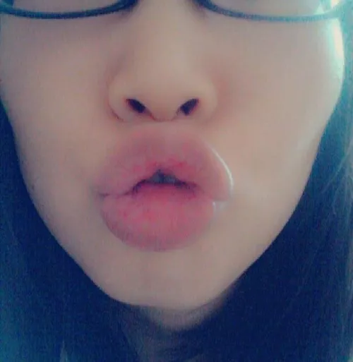 Kisssssd by mongoliansexyBBQ