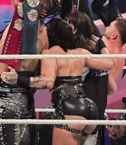 Mami 💜🤍 by 23yox