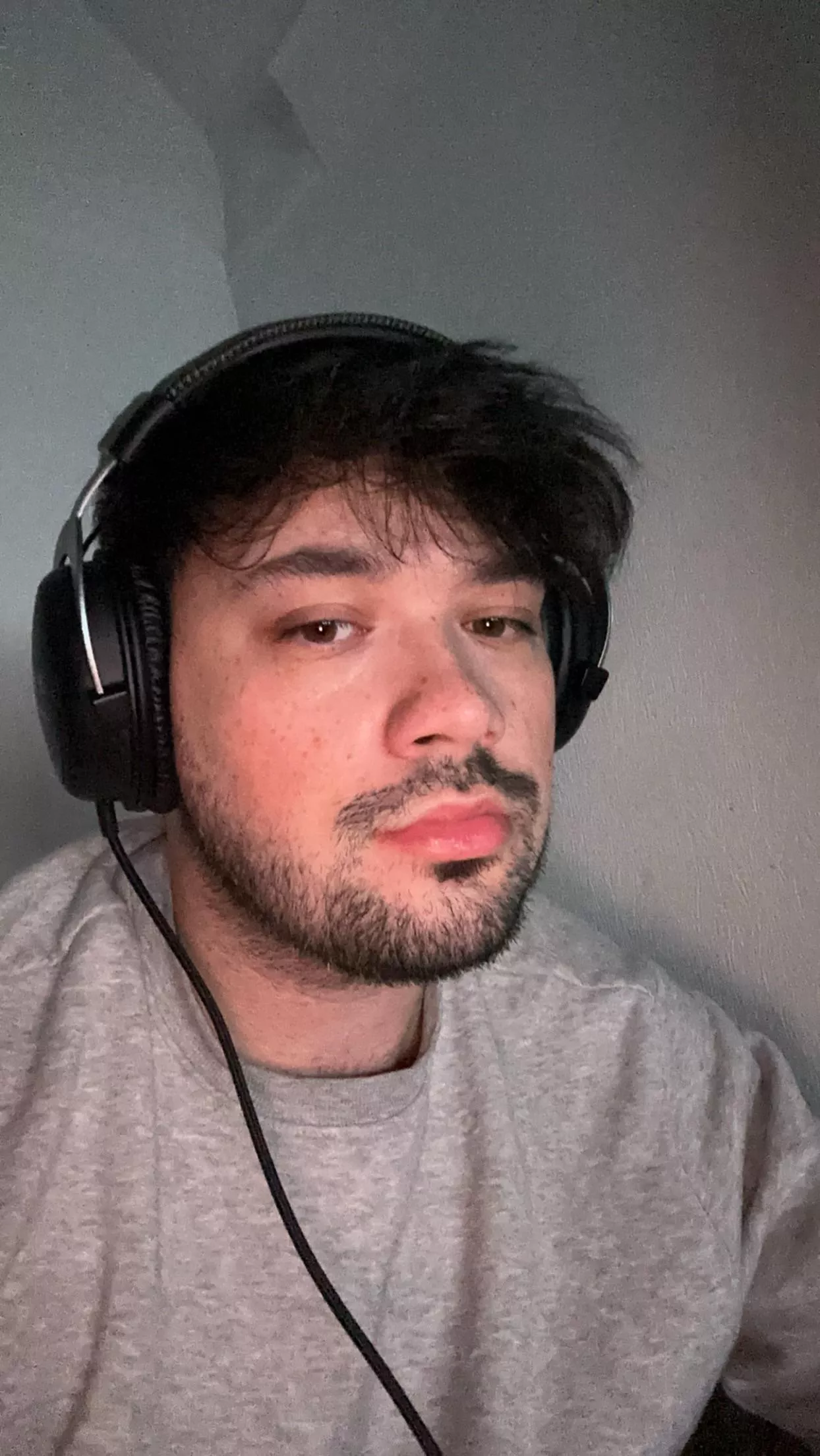 Need more UK gaymers to play with👀 posted by Reeeceh