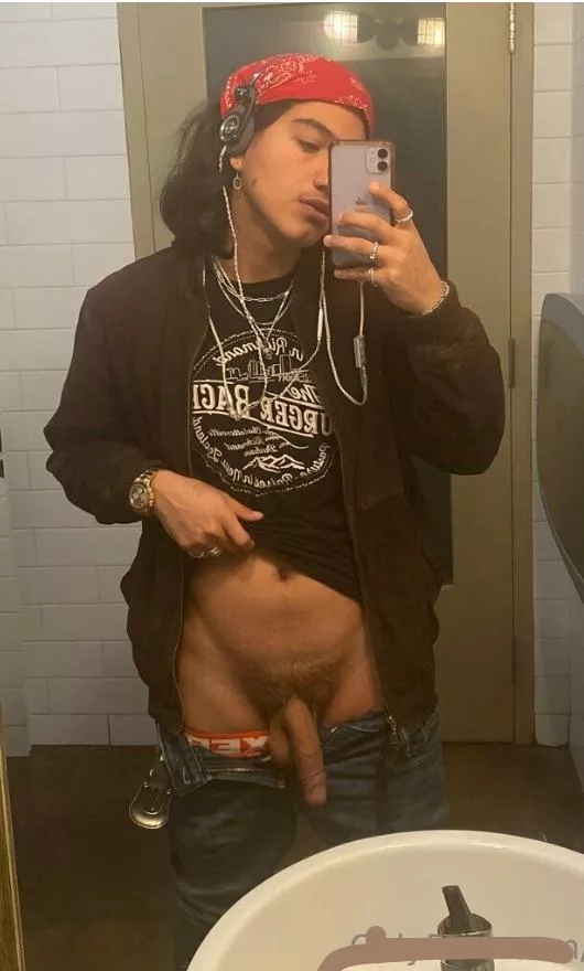 Pulled this out at work, wwyd? posted by futur3_d1lf