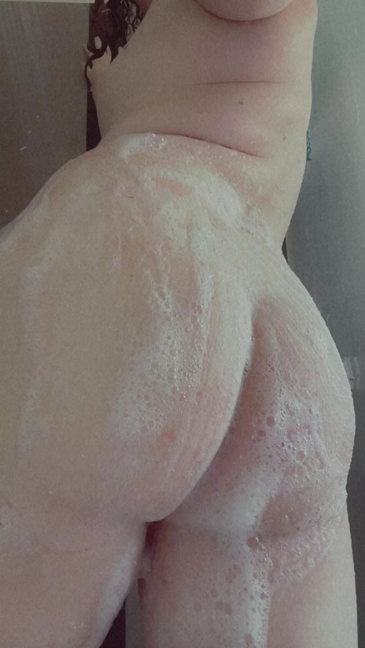 We do love a squeaky clean butt posted by ldrah