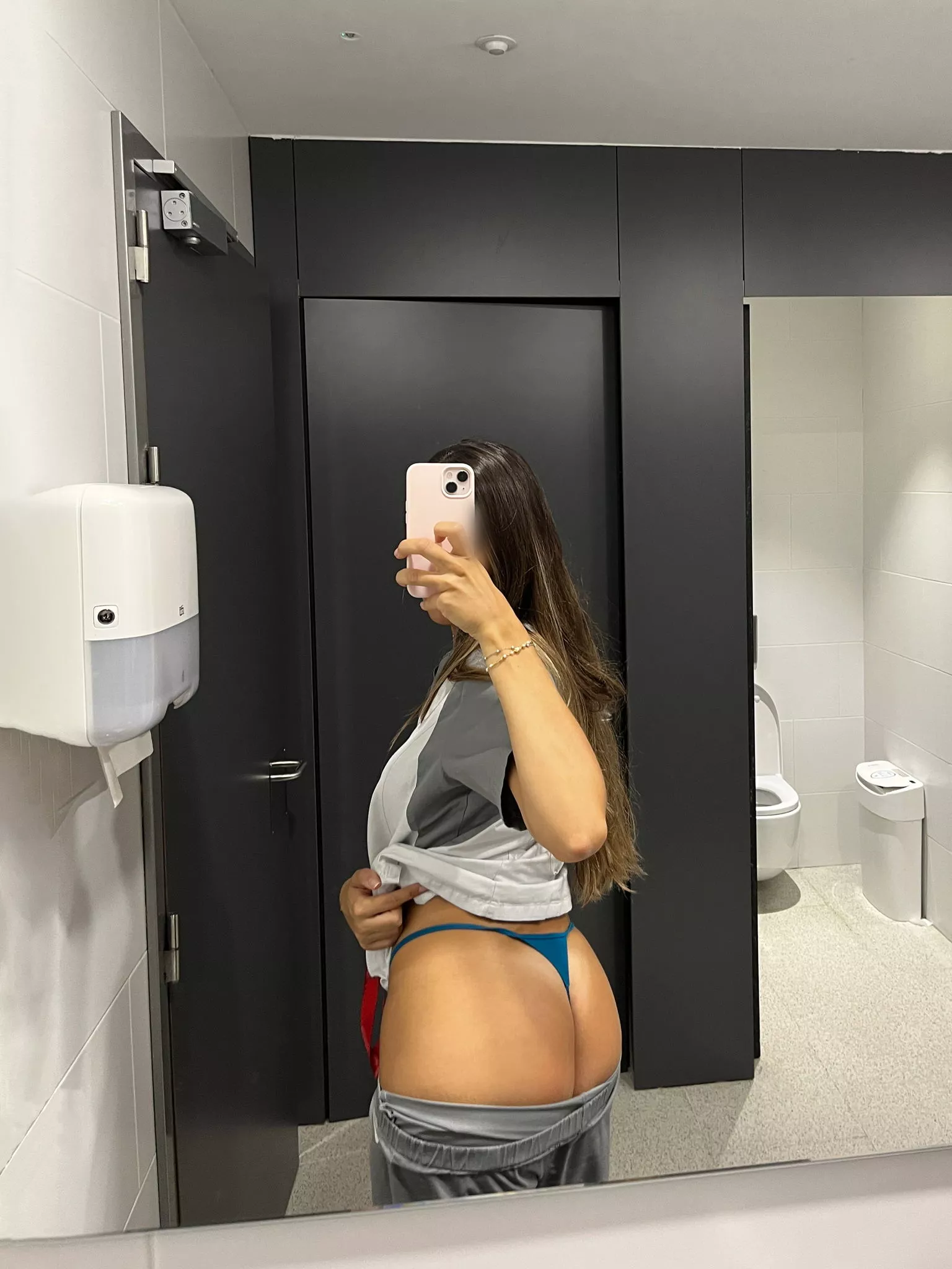 We should skip lunch so you can fuck me in the bathroom 😽 posted by chemagill