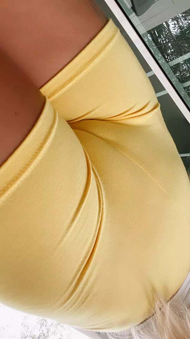 you can play with my wet cameltoe posted by Finelydeal783