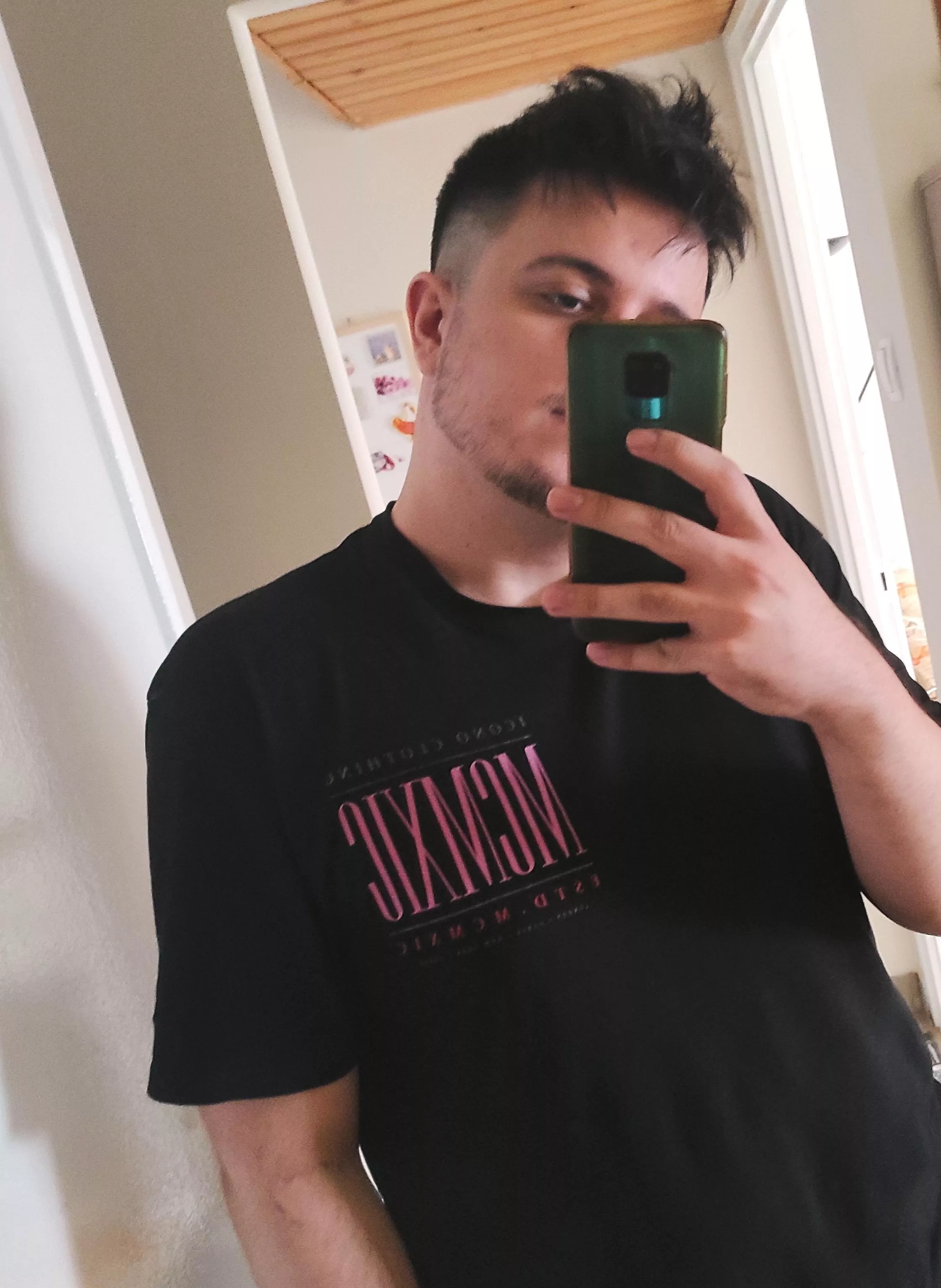 24 m any muscular guy Wana be friends ? 😔 posted by Suspicious-Guide-785