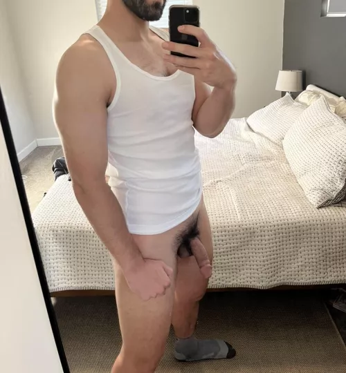 Any boys wanna suck daddy’s cock? by OverallRecording2032