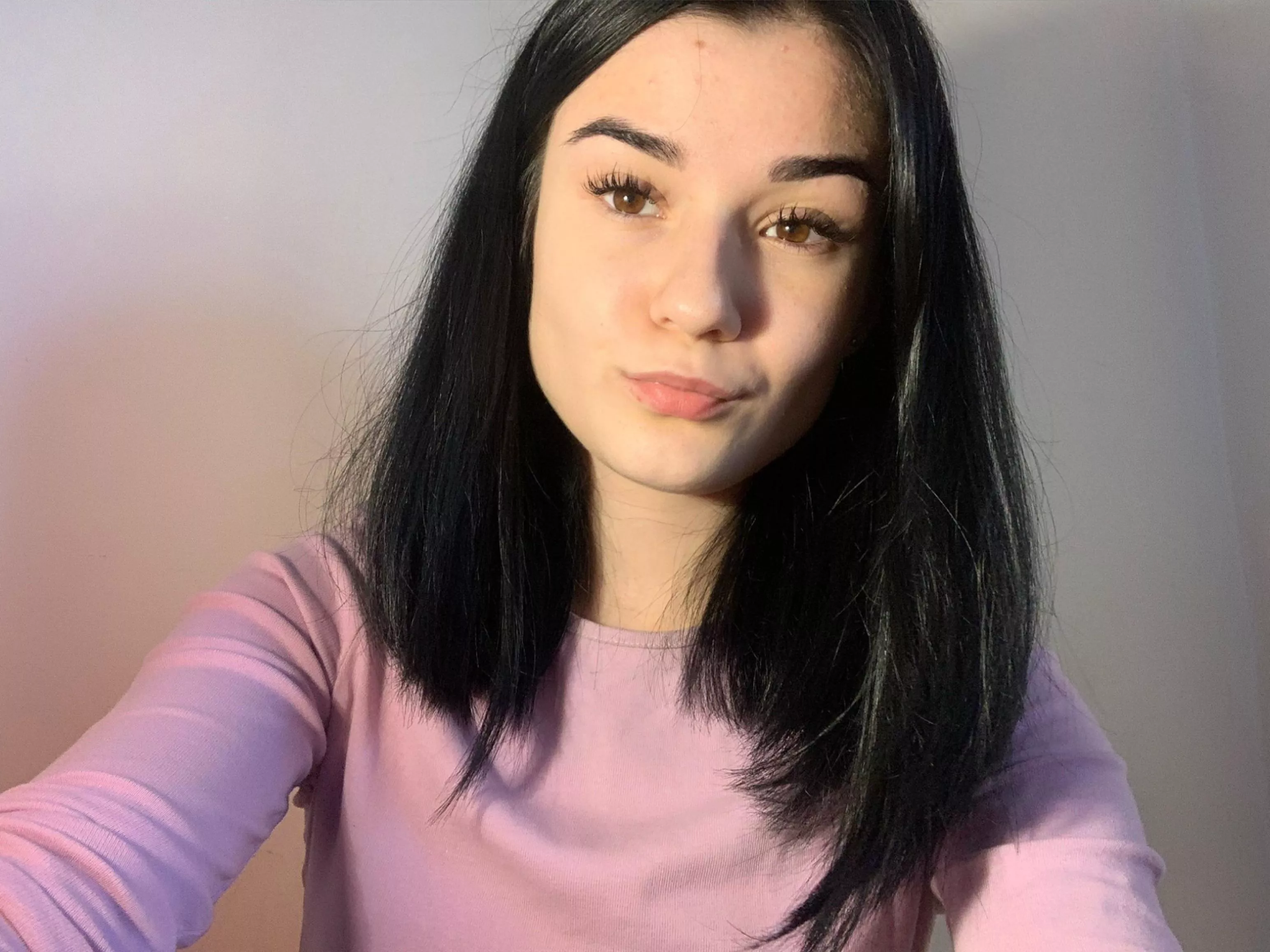 Brunettes are the best😎 posted by Angelic_Seductress9