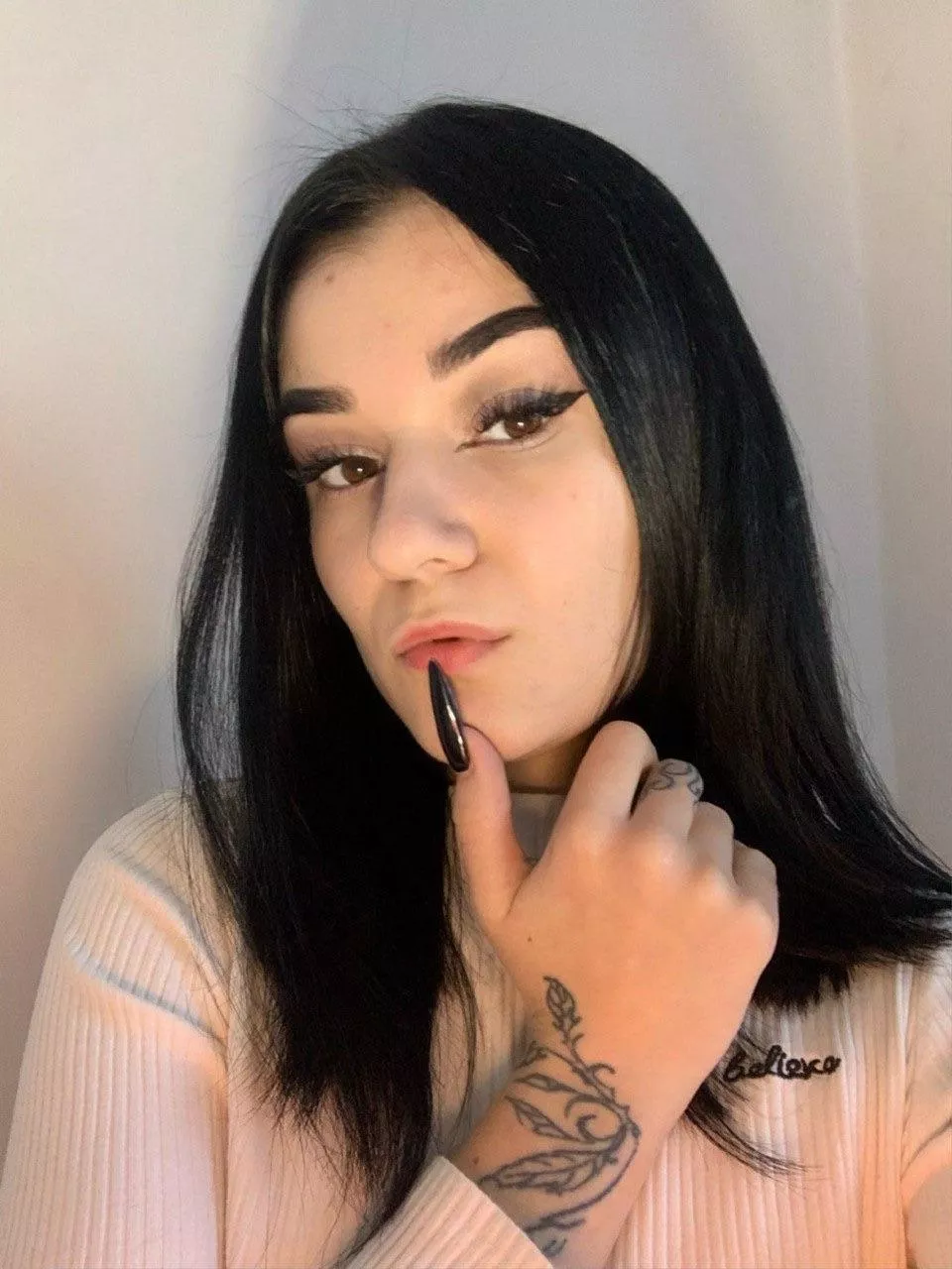 Enjoying this autumn mood😇 posted by Angelic_Seductress9