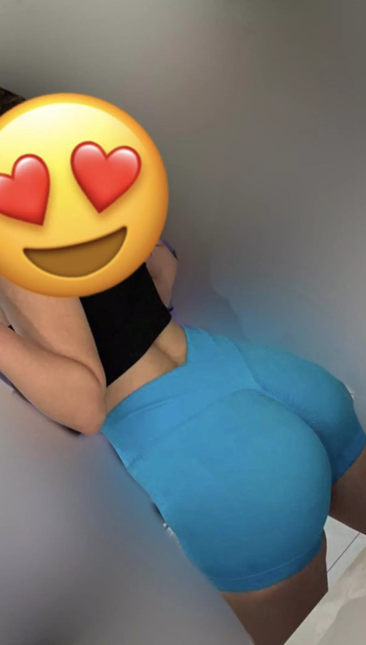 Felt like shearing my slutty blue leggings 😇, do you like it ? posted by No-Serve-439