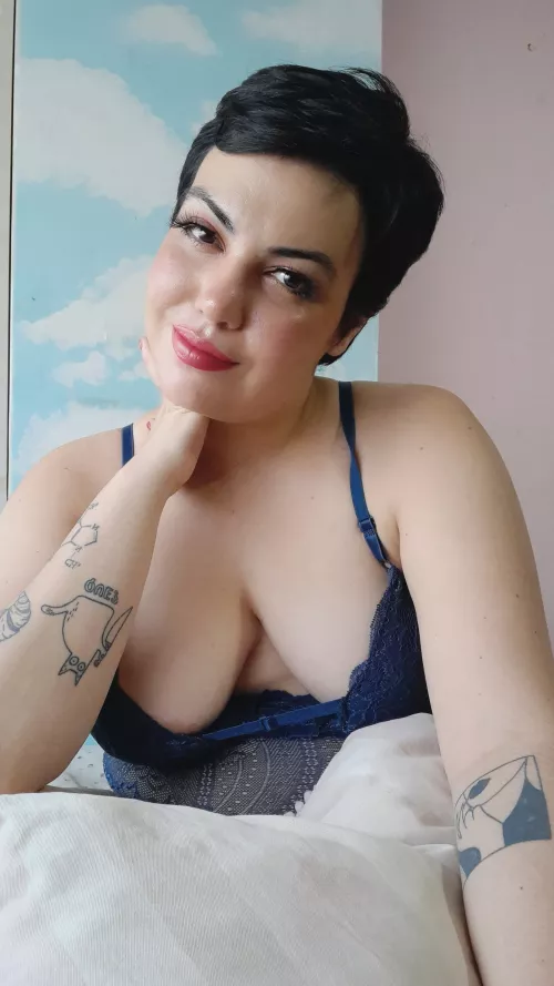 Hey😁🩵 by cherrypieok