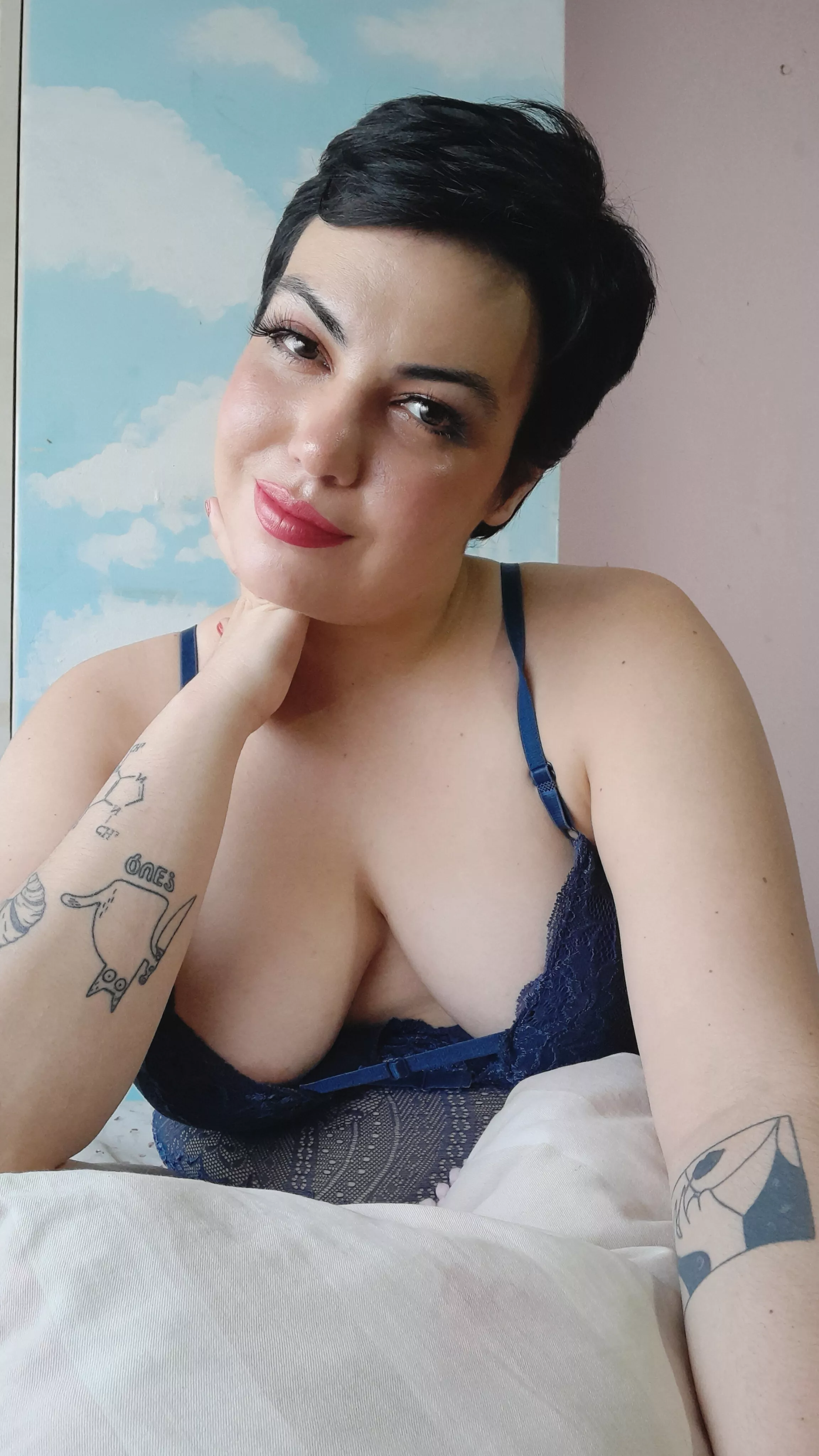 Hey😁🩵 posted by cherrypieok