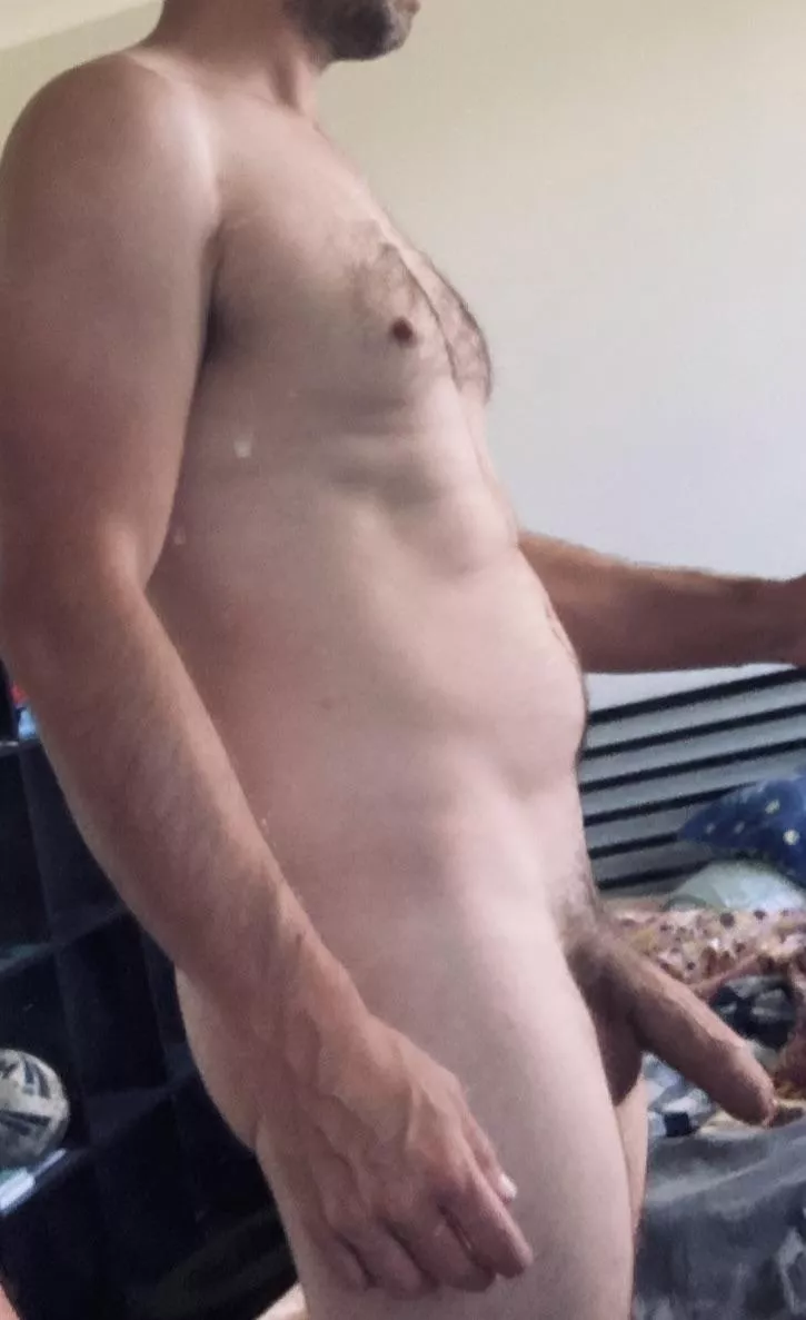 Hi ladies, 42yo Aussie dad bod posted by randwickraces23