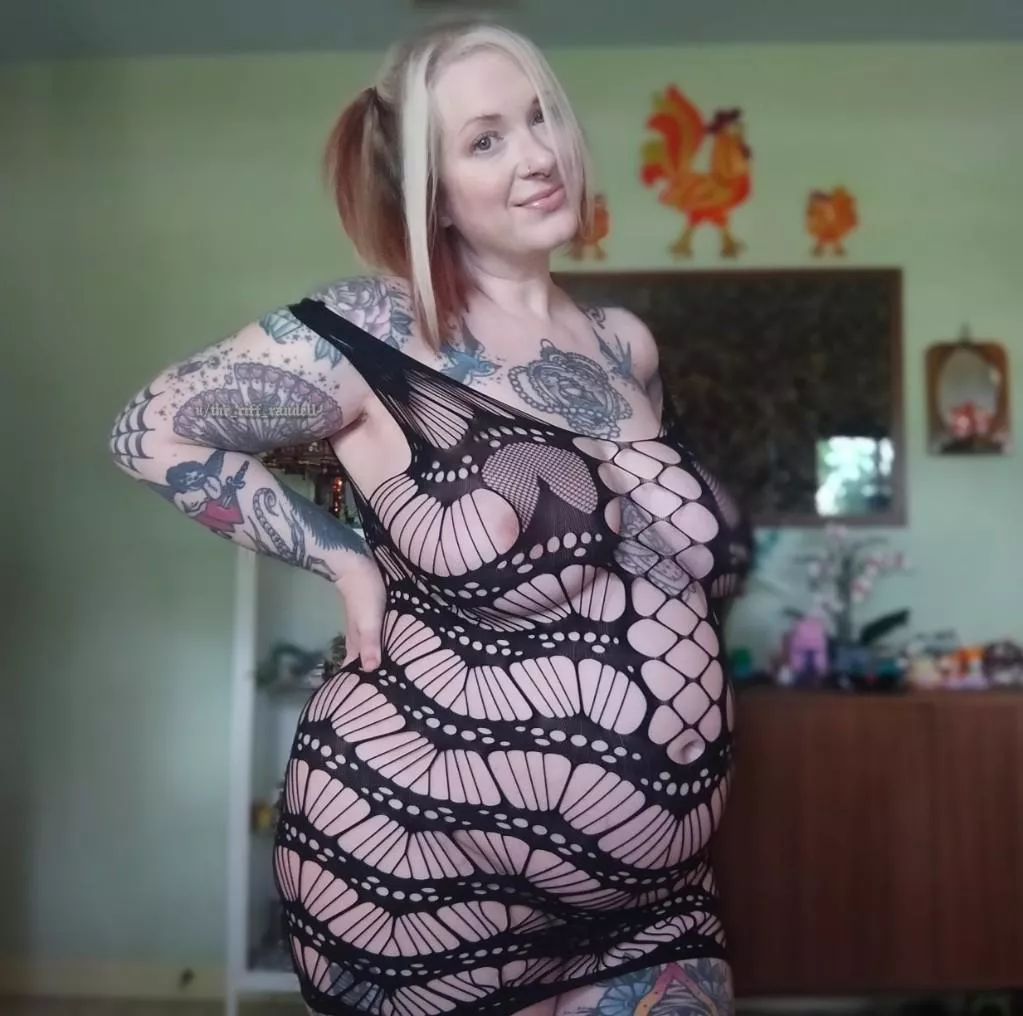 I'm getting so close to being a first time milf! posted by the_riff_randell