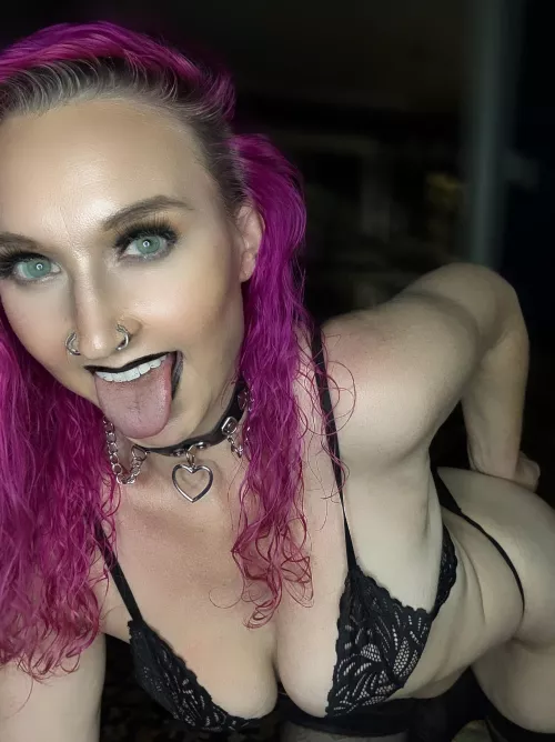 I’m so hungry by marie_milse_xoxo